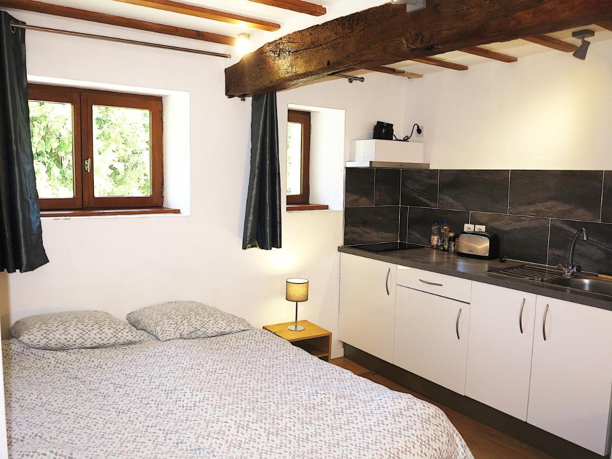 La Ferme Des Acacias Apartment